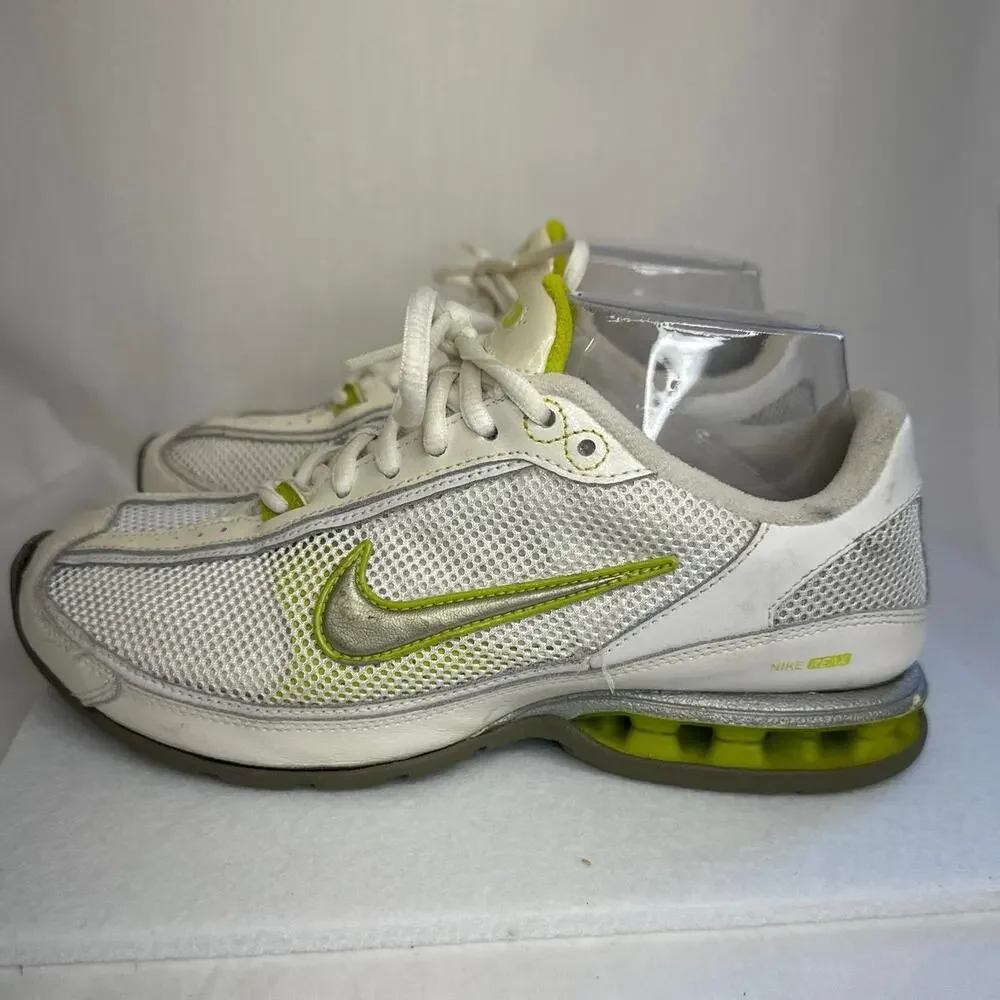 Nike Reax Revolution White/Green Running Walking Women's 7.5 Shoes 333767-101